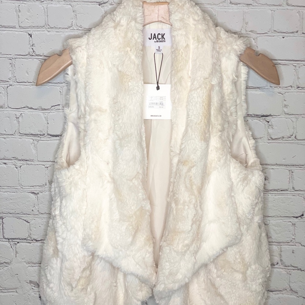 SOLD Jack by BB Dakota Vest - Picture 2 of 6
